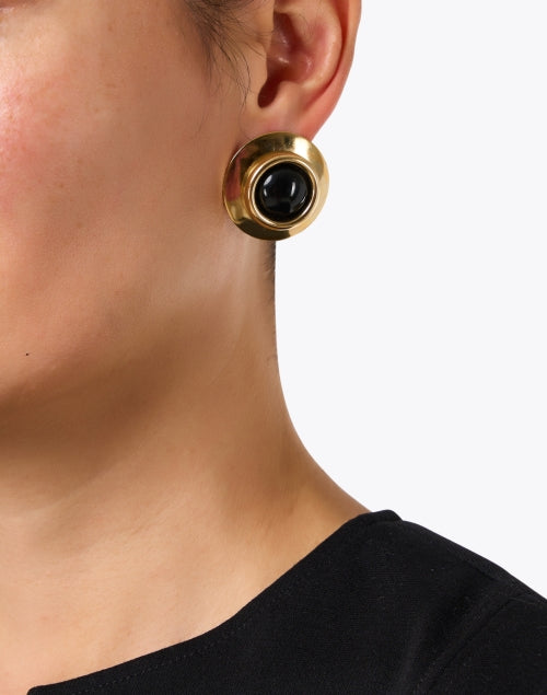 Alva Gold Stud Earrings